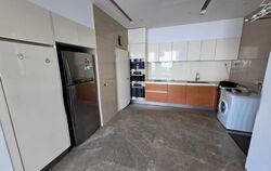 Nouvel 18 (D10), Condominium #629330921